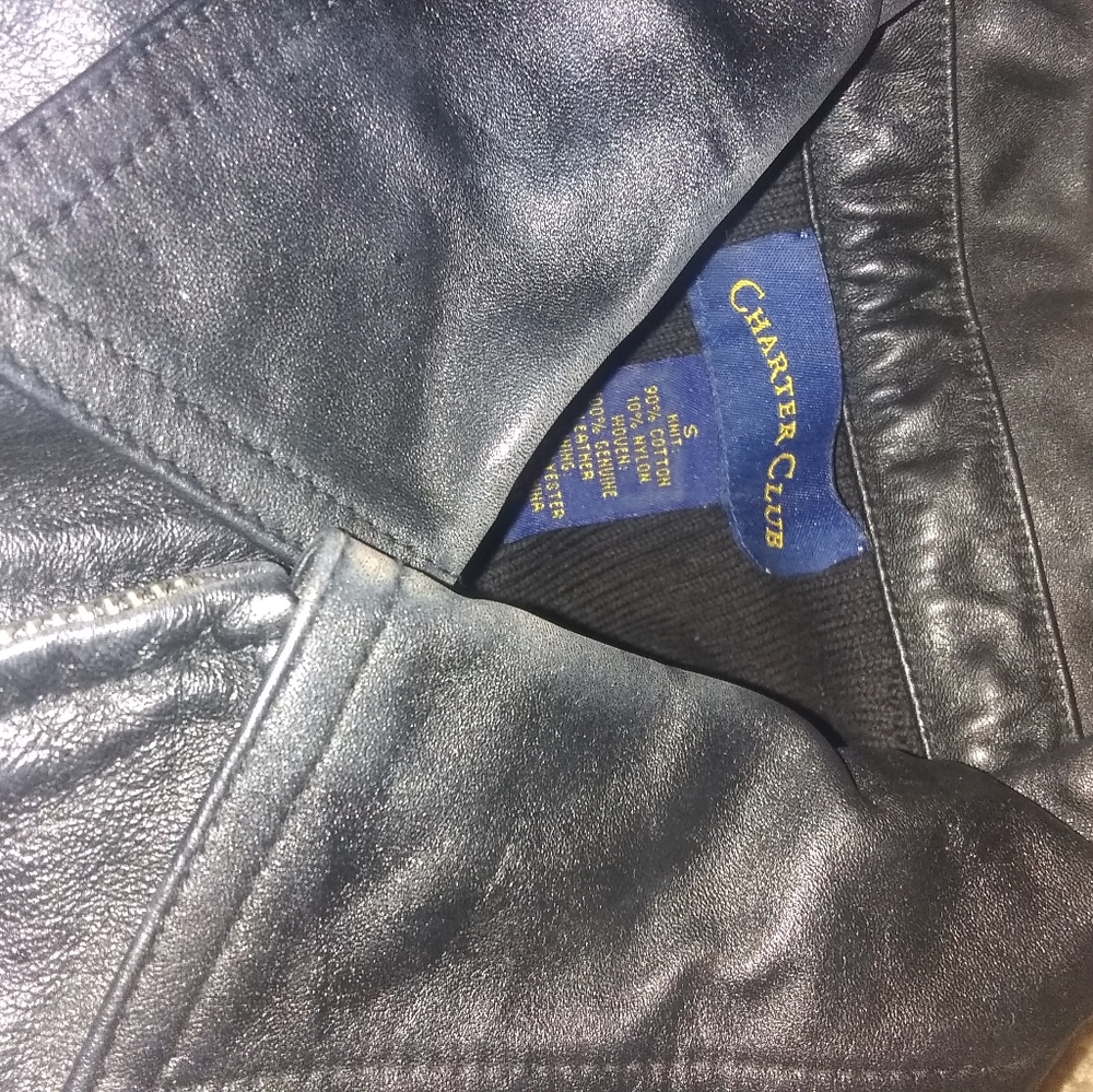 Sweater/Jacket - Picture 4 of 5